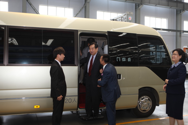 环境与资源保护委员会副主任李蒙来我公司参观考察，Ag官方平台